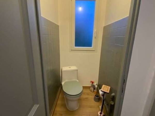 Colocation / Appartement 3 pièces de 56 m², Saint-Priest, Rue Charles Gounod / Photo 8