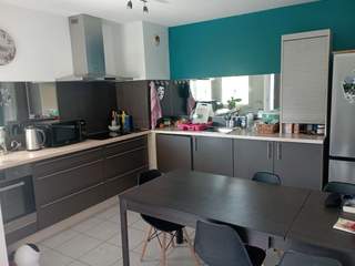 Sous-location / Appartement 4 pièces de 72 m², Saint-Martin-d'Hères, Rue Anne Frank