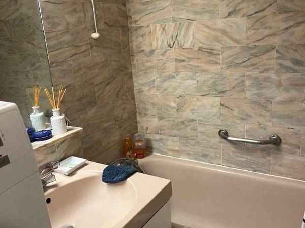 Chambre chez l'habitant / Appartement 4 pièces de 120 m², Paris, Rue d'Alleray / Photo 2