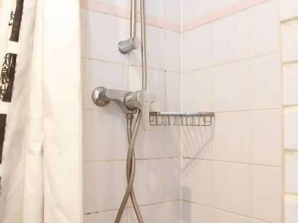 Rental / Studio · 11 m² , Paris, Rue Chapon / Photo 6