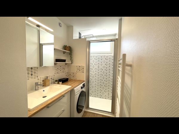 Colocation / Appartement 4 pièces de 70 m², Toulouse, Rue de Negreneys / Photo 2