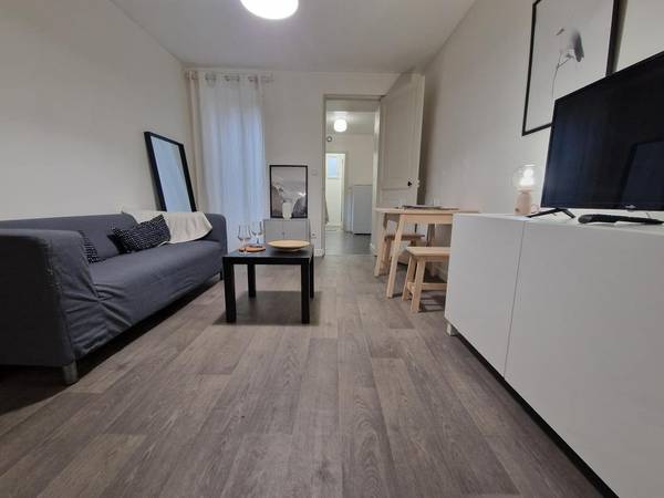 Location / Appartement 2 pièces de 36 m², Reims / Photo 2