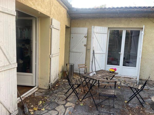 Sublet / 5-bedroom house · 82 m², Bordeaux, Rue Batailley / Photo 4