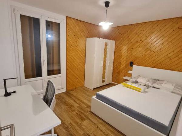 Colocation / Appartement 5 pièces de 87 m², Pontoise, Rue de Touraine / Photo 2