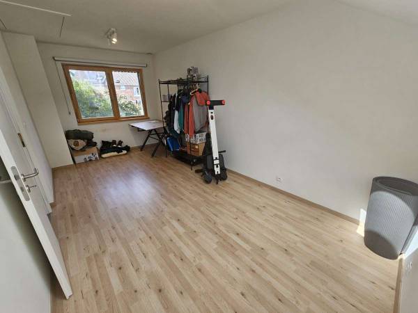 Colocation / Maison 8 pièces de 117 m², Aubel, Rue de la Station / Photo 11