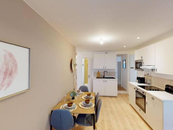 Colocation / Appartement 5 pièces de 78 m², Talence, Rue Odilon Redon / Photo 2