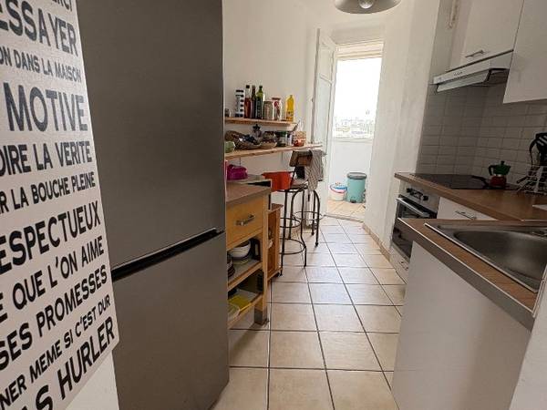 Colocation / Appartement 4 pièces de 72 m², Marseille, Chemin de l'Armee d'Afrique / Photo 9