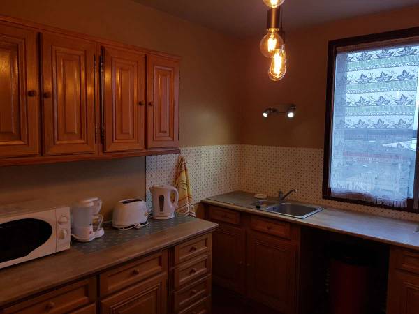 Colocation / Appartement 6 pièces de 87 m², Orléans, Place du Val / Photo 2