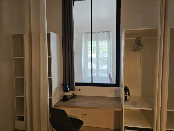 Location / Appartement 2 pièces de 34 m², Lyon, Rue Garibaldi / Photo 2