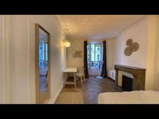Colocation / Appartement 3 pièces de 70 m², Paris, Rue du Chemin Vert