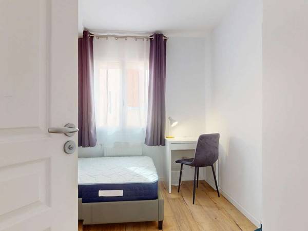 Colocation / Appartement 7 pièces de 130 m², Annemasse, Avenue Jules Ferry / Photo 16