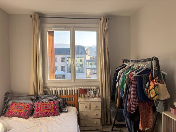 Colocation / Appartement 3 pièces de 65 m², Annecy, Rue Carnot / Photo 2