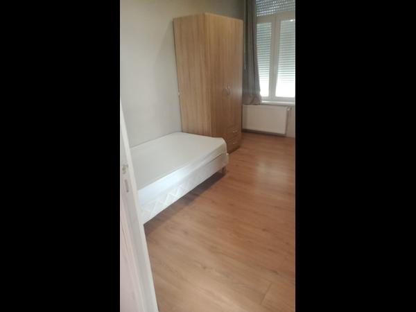 Colocation / Immeuble 5 pièces de 20 m², Tourcoing, Rue du Dragon / Photo 7