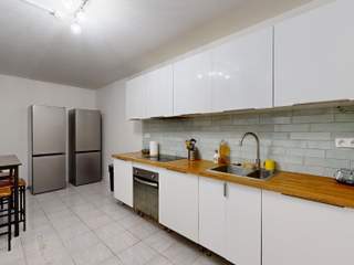 5 rooms apartment · 90 m²