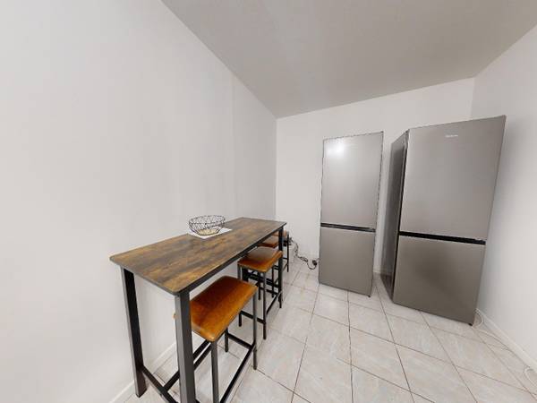 Colocation / Appartement 5 pièces de 90 m², Évry-Courcouronnes, Allée Jules Vallès / Photo 2