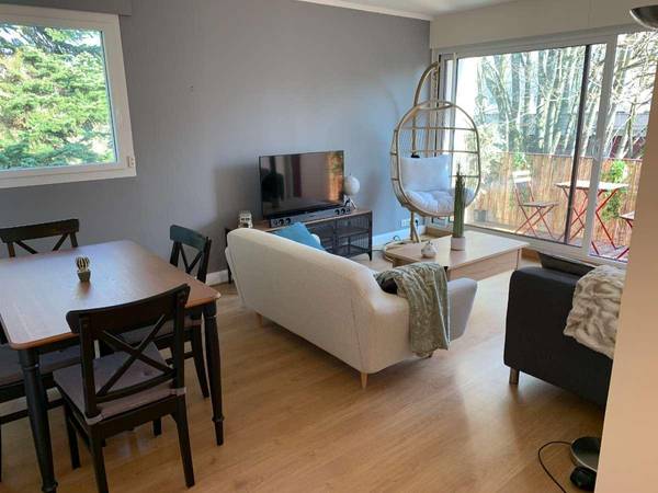 Colocation / Appartement 3 pièces de 64 m², Gif-sur-Yvette, Rue du 8 Mai 1945 / Photo 2