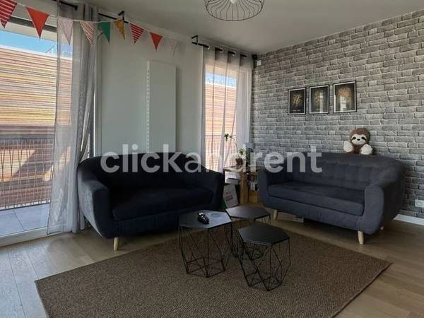 Colocation / Appartement 4 pièces de 92 m², Clichy / Photo 2