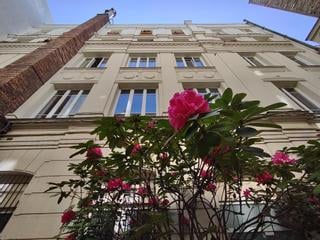 Homestay / 3-bedroom flat · 80 m², Paris, Rue de Rochechouart