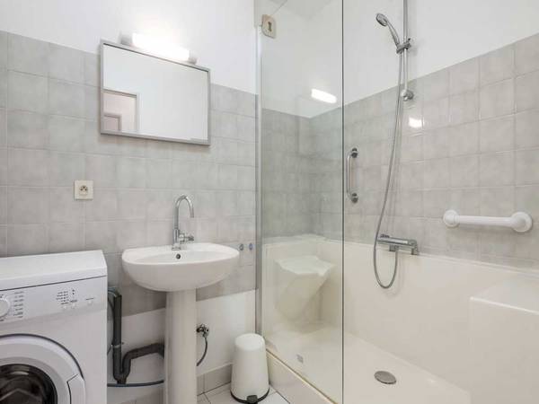 Colocation / Appartement 4 pièces de 90 m², Lyon, Grande-Rue de la Guillotière / Photo 9