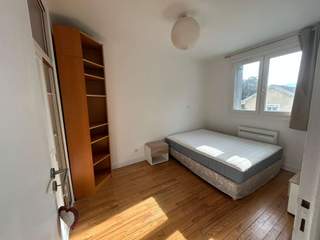 Coliving space / Immeuble 2 pièces de 14 m², Grenoble, Rue Ponsard