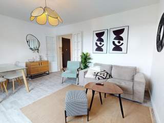 Piso compartido / 5 rooms apartment · 88 m², Vénissieux, Avenue Francis de Pressensé