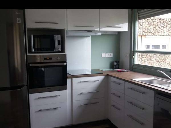 Colocation / Appartement 4 pièces de 74 m², Nanterre, Rue Noël Pons / Photo 2