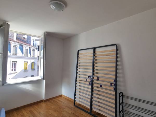 Colocation / Appartement 4 pièces de 64 m², Lyon, Quai Saint Vincent / Photo 2