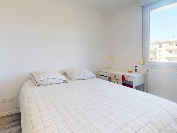 Colocation / Appartement 4 pièces de 80 m², Rennes, Square Yves Montand, 35000 Rennes, France / Photo 14