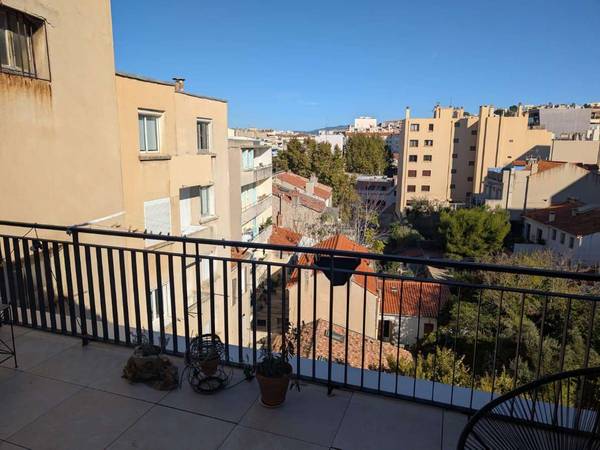 Sous-location / Duplex 5 pièces de 120 m², Marseille, Rue Decazes / Photo 7