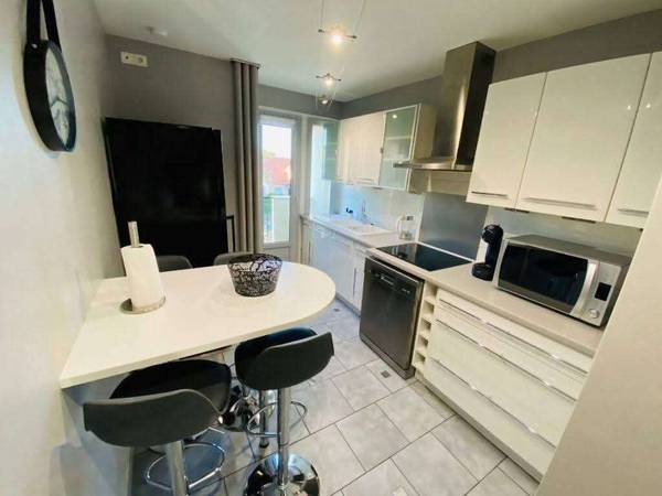 Colocation / Appartement 4 pièces de 69 m², Dijon, Avenue Aristide Briand / Photo 2