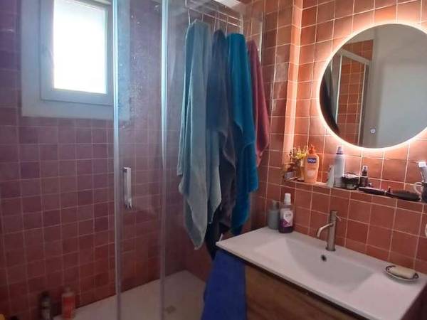 Sous-location / Appartement 2 pièces de 80 m², Marseille, Rue de Crimée / Photo 9