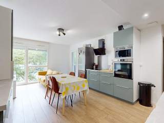 Room share / 5 rooms apartment · 74 m², Pessac, Avenue de la Châtaigneraie