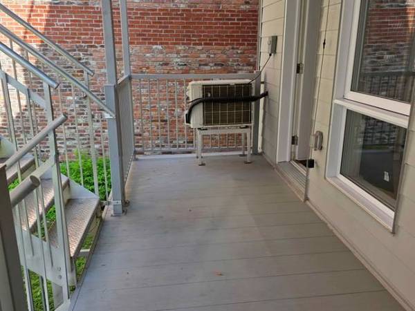 Colocation / Appartement 2 pièces de 75 m², Montréal, Rue Harmony / Photo 18