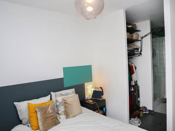 Colocation / Appartement 4 pièces de 95 m², Montigny-le-Bretonneux, Bd Rene Descartes / Photo 2