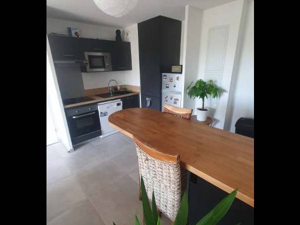 Colocation / Appartement 3 pièces de 70 m², Cenon, Rue de la République / Photo 8