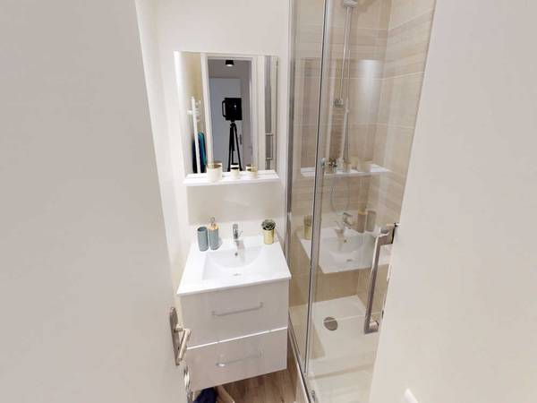Room share / 5 rooms apartment · 140 m², Nanterre, Rue Salvador Allende / Photo 15