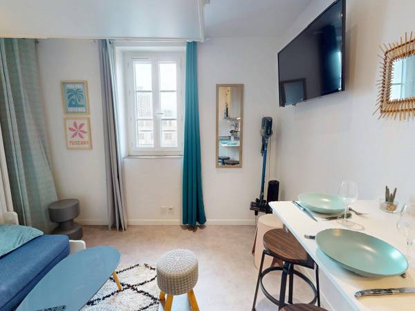 Location / Appartement 1 pièce de 13 m², Rennes, Boulevard Magenta / Photo 2