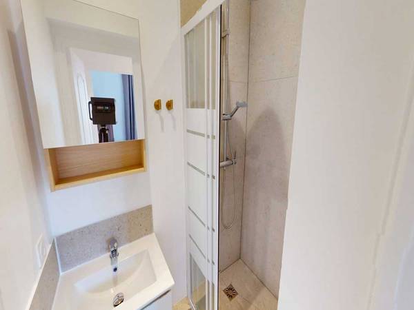 Colocation / Appartement 2 pièces de 10 m², Paris, Rue Chaligny / Photo 5