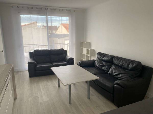 Colocation / Maison 4 pièces de 70 m², La Roche-sur-Yon, Rue des Gondoliers / Photo 2