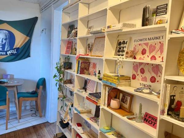 Sublet / 2-bedroom flat · 37 m², Paris, Rue Dupont de l'Eure / Photo 2