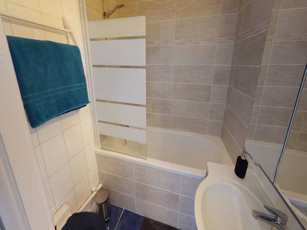 Room share / 4 rooms apartment · 100 m², Montpellier, Rue du Faubourg Saint-Jaumes / Photo 17