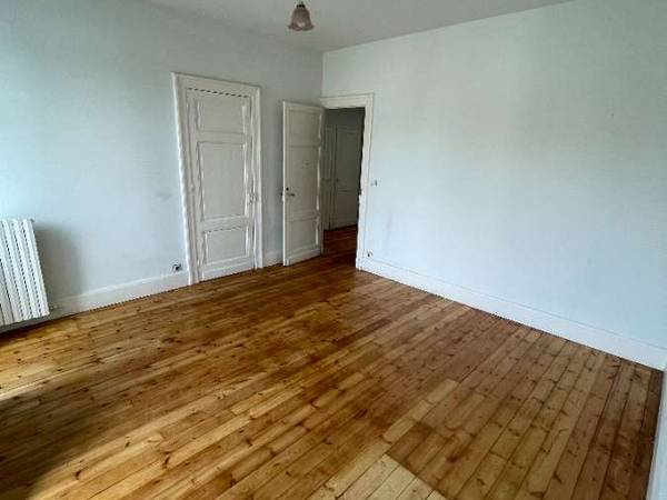 Résidence étudiante / Immeuble 9 pièces de 200 m², Agen, Avenue Jean Jaurès / Photo 10
