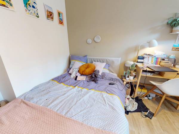 Colocation / Appartement 5 pièces de 80 m², Lyon, Bis Rue Étienne Richerand / Photo 2