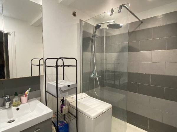 Colocation / Appartement 3 pièces de 65 m², Aubervilliers, Rue Henri Barbusse / Photo 8