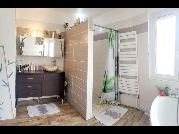 Chambre chez l'habitant / Maison 4 pièces de 150 m², Aimargues / Photo 7