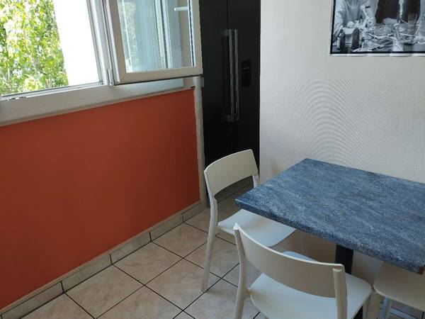 Colocation / Appartement 4 pièces de 71 m², Grenoble, Rue Général Mangin / Photo 11