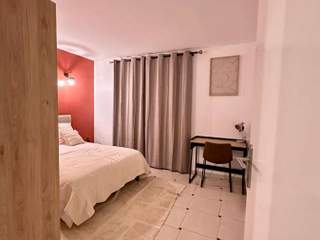 Colocation / Appartement 6 pièces de 100 m², Évry-Courcouronnes, Rue Henri Dunant