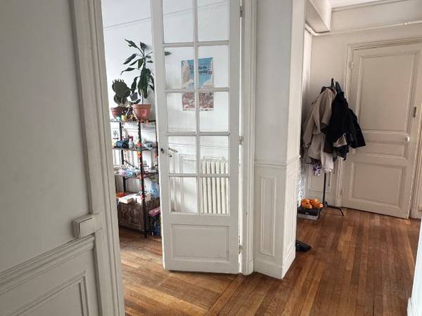 Sous-location / Résidence 3 pièces de 50 m², Paris, Rue Petit / Photo 2
