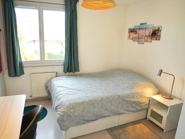 Colocation / Appartement 5 pièces de 82 m², Annemasse, Rue du Saget / Photo 2