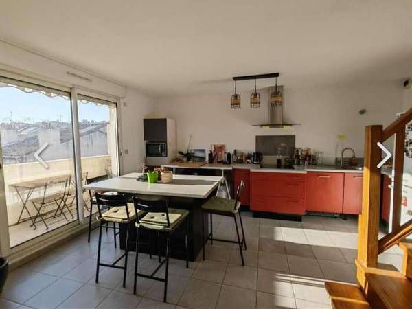 Colocation / Duplex 3 pièces de 65 m², Marseille, Rue Pommier / Photo 2